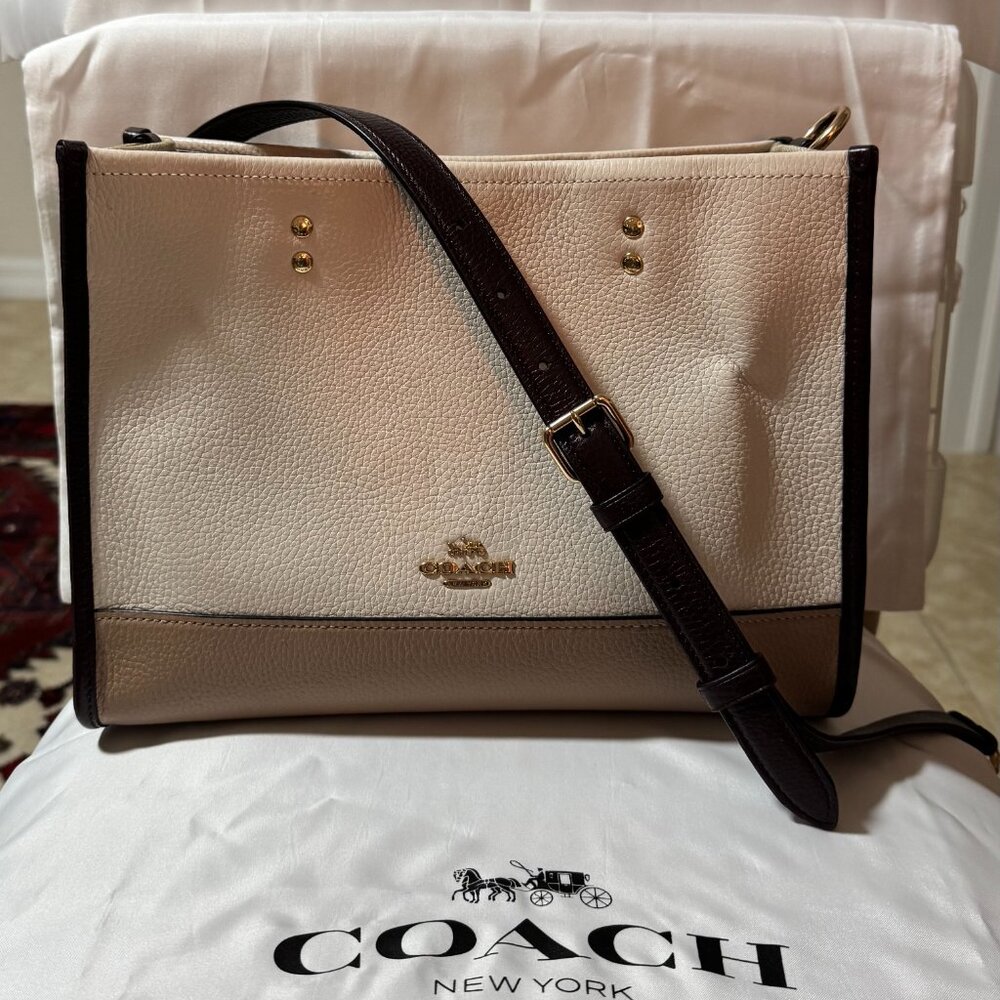 Coach Dempsey Carryall Cream, Beige with Signature Light Brown Canvas